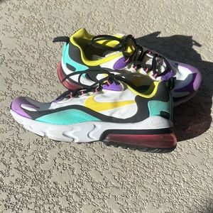 NWOB Nike Air Max 270 React 'Bright Violet' Size 5.5 Y